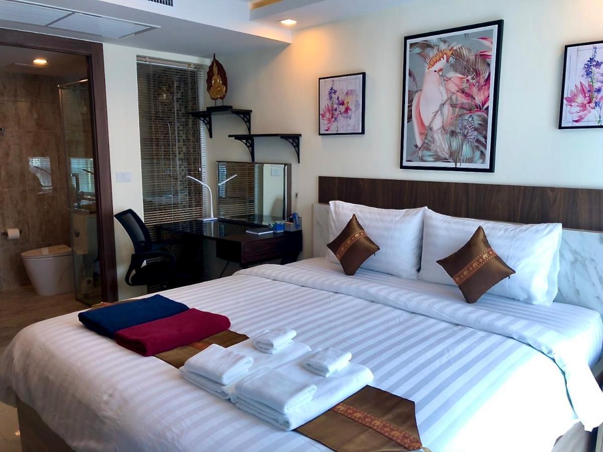Luxury Business Suits In Grand Avenue By Pattaya City Estates エクステリア 写真