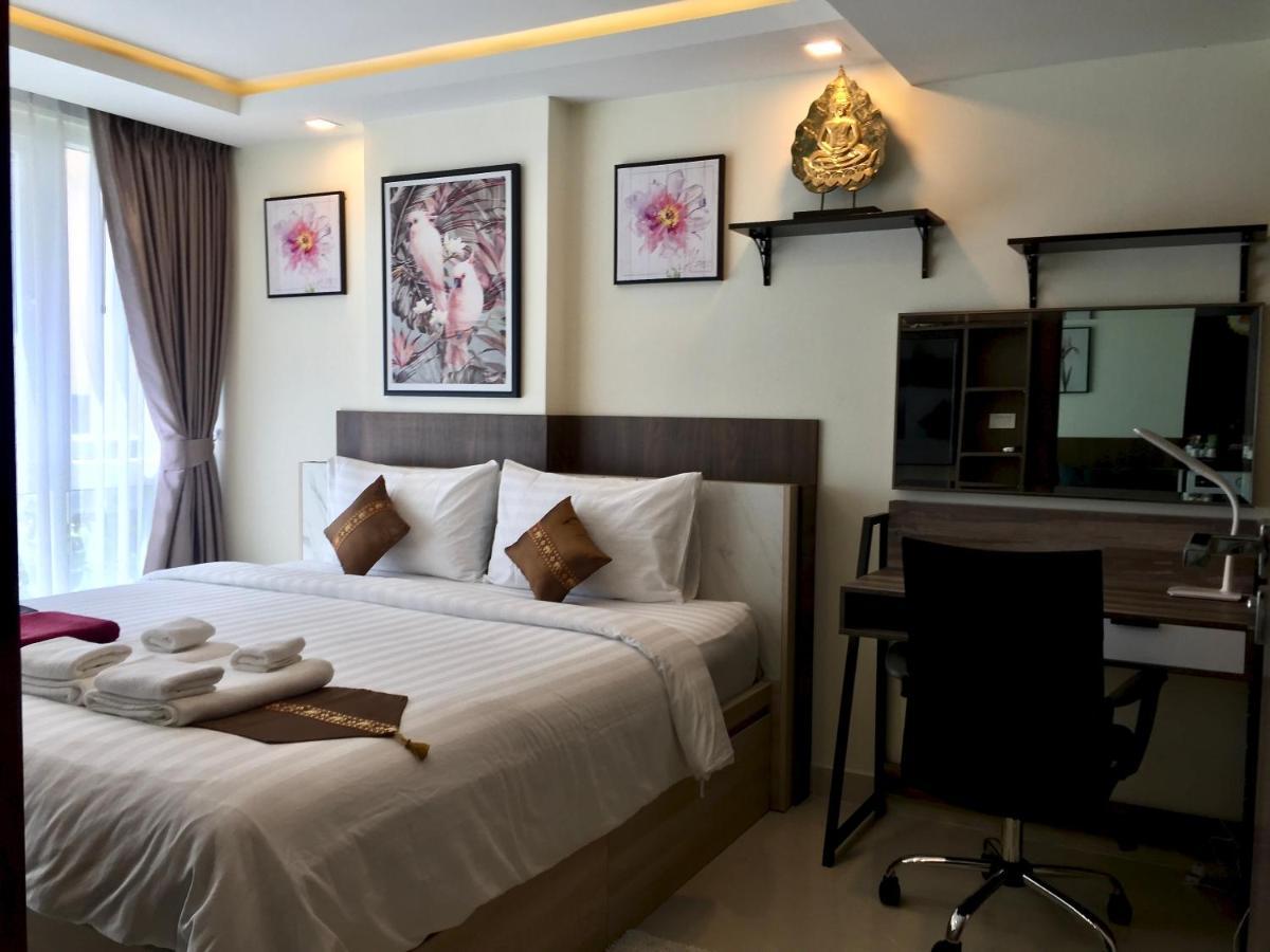 Luxury Business Suits In Grand Avenue By Pattaya City Estates エクステリア 写真