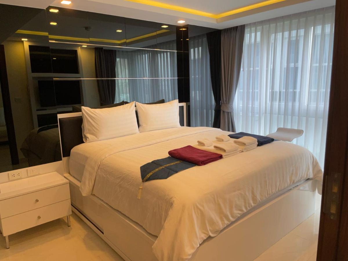 Luxury Business Suits In Grand Avenue By Pattaya City Estates エクステリア 写真