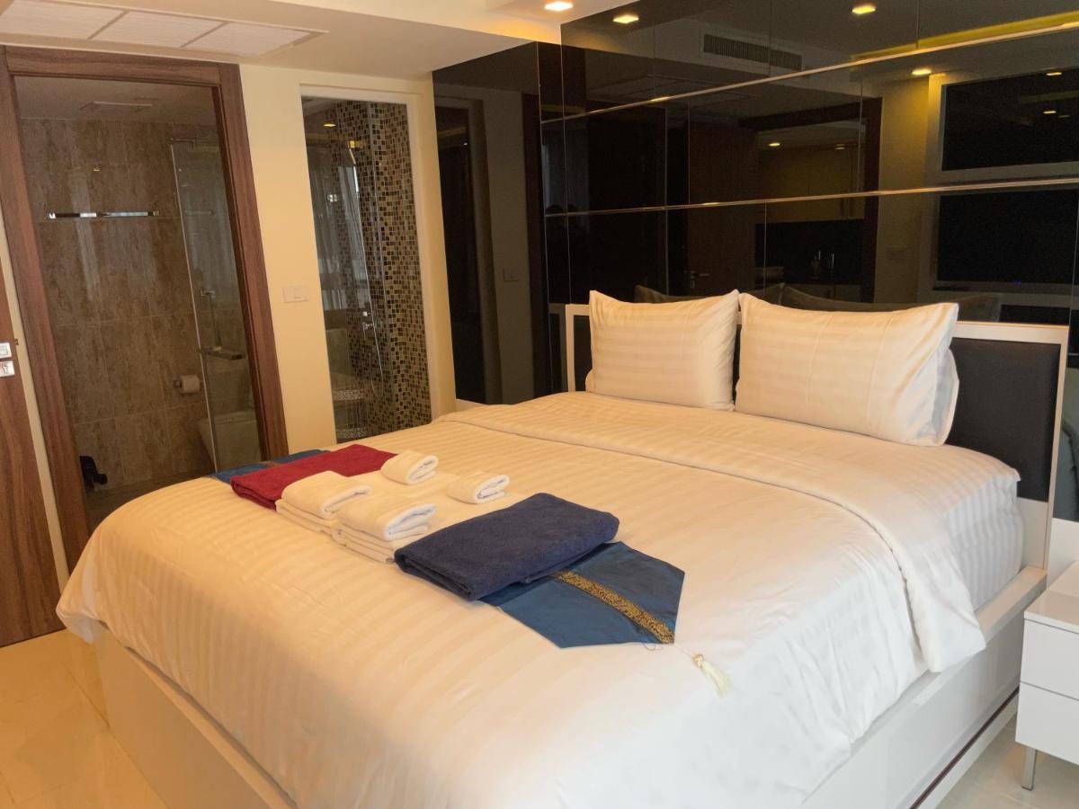 Luxury Business Suits In Grand Avenue By Pattaya City Estates エクステリア 写真