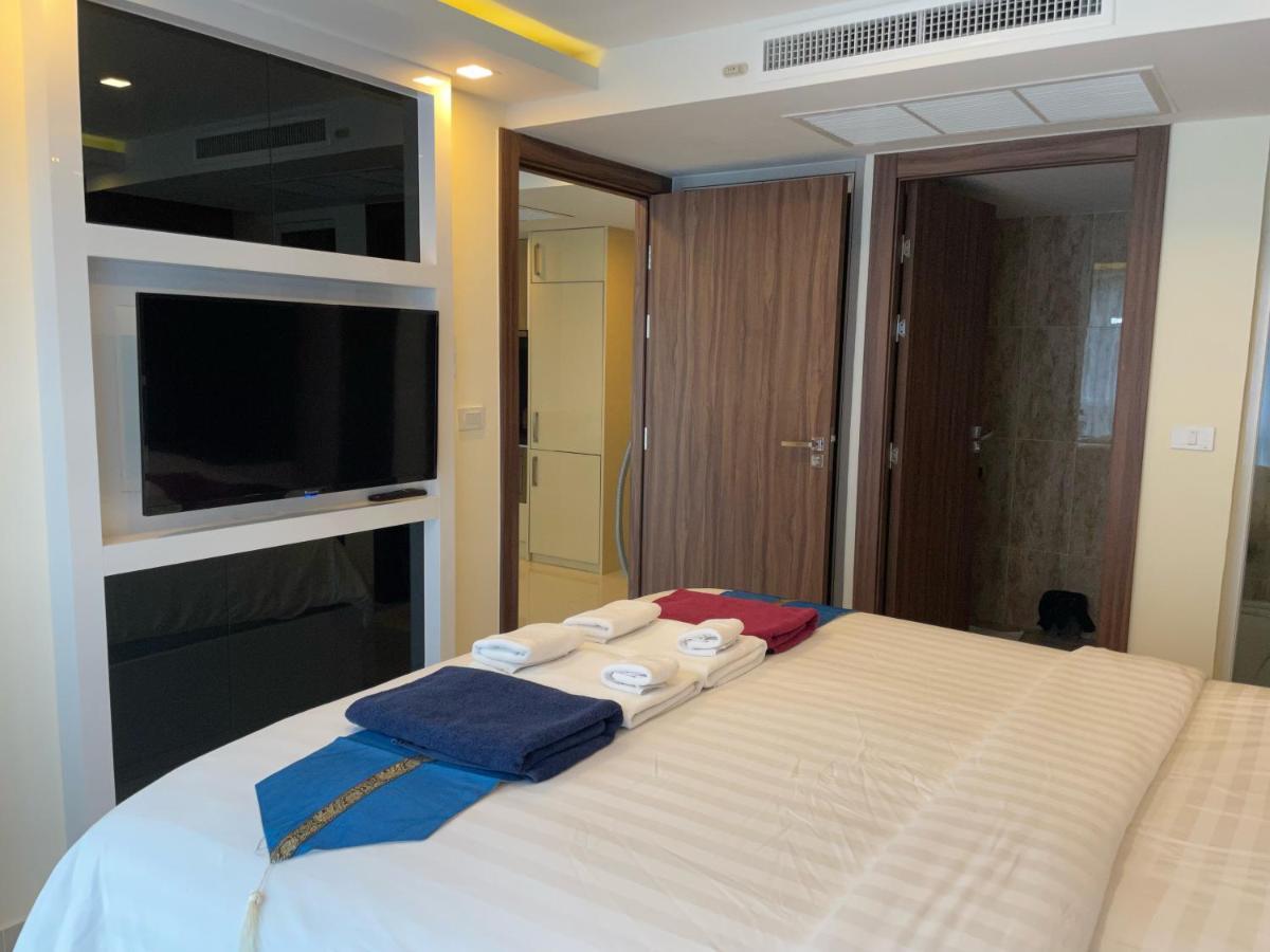 Luxury Business Suits In Grand Avenue By Pattaya City Estates エクステリア 写真