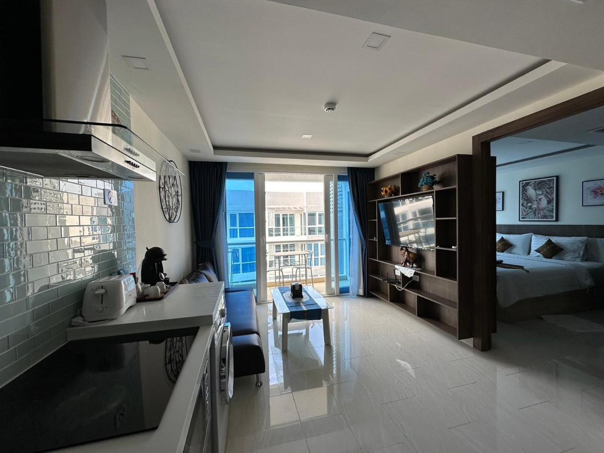 Luxury Business Suits In Grand Avenue By Pattaya City Estates エクステリア 写真