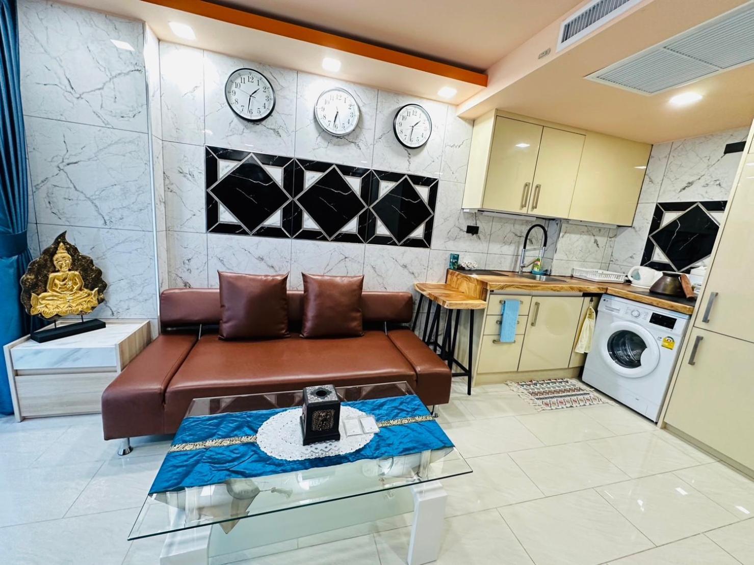 Luxury Business Suits In Grand Avenue By Pattaya City Estates エクステリア 写真