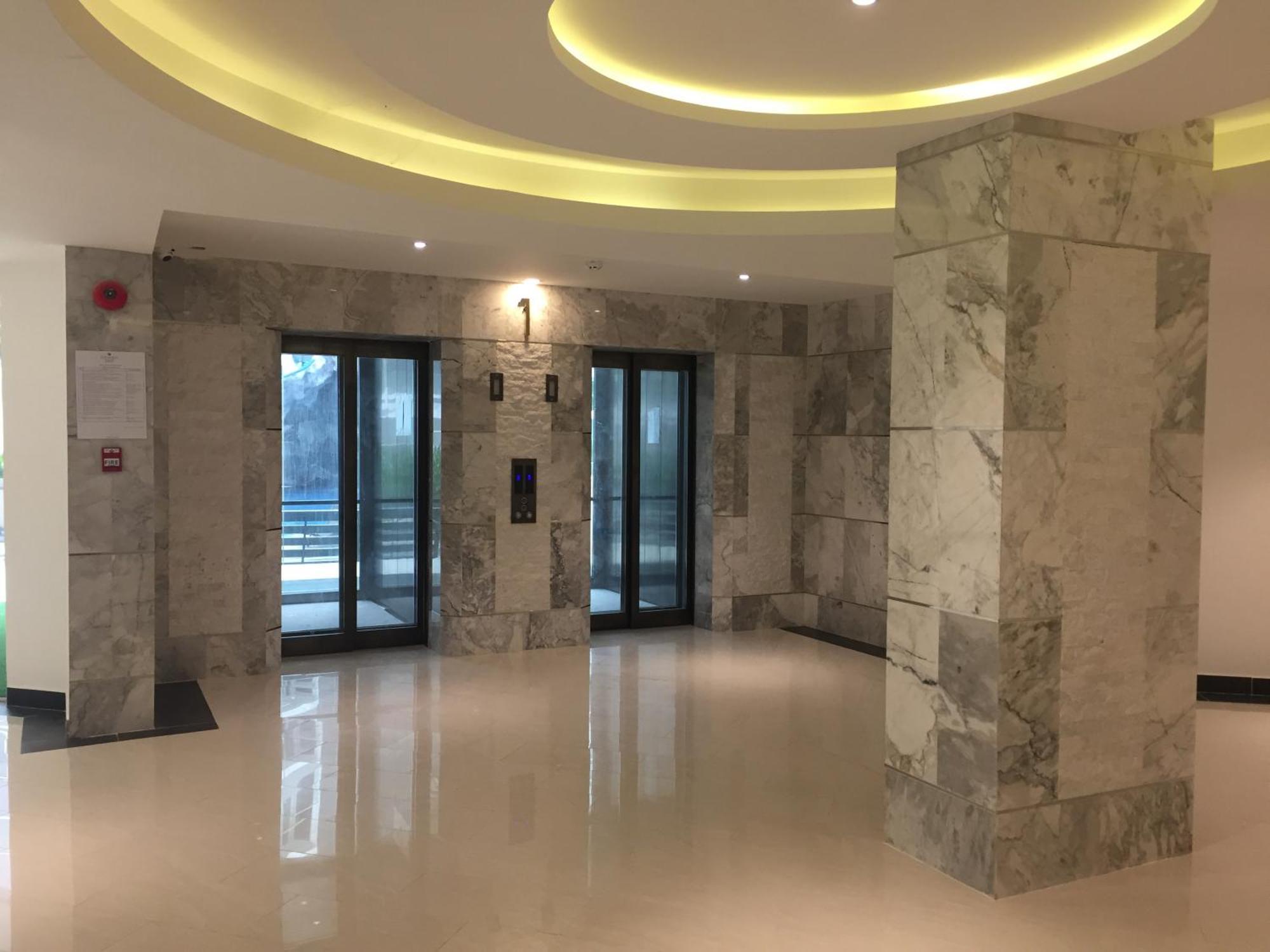 Luxury Business Suits In Grand Avenue By Pattaya City Estates エクステリア 写真