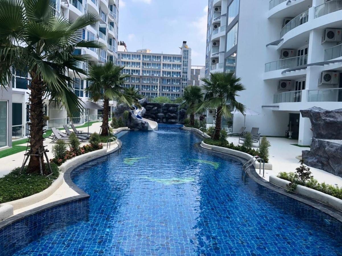 Luxury Business Suits In Grand Avenue By Pattaya City Estates エクステリア 写真