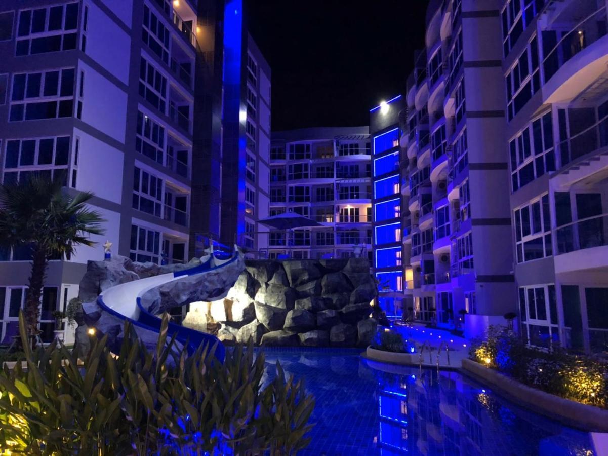Luxury Business Suits In Grand Avenue By Pattaya City Estates エクステリア 写真