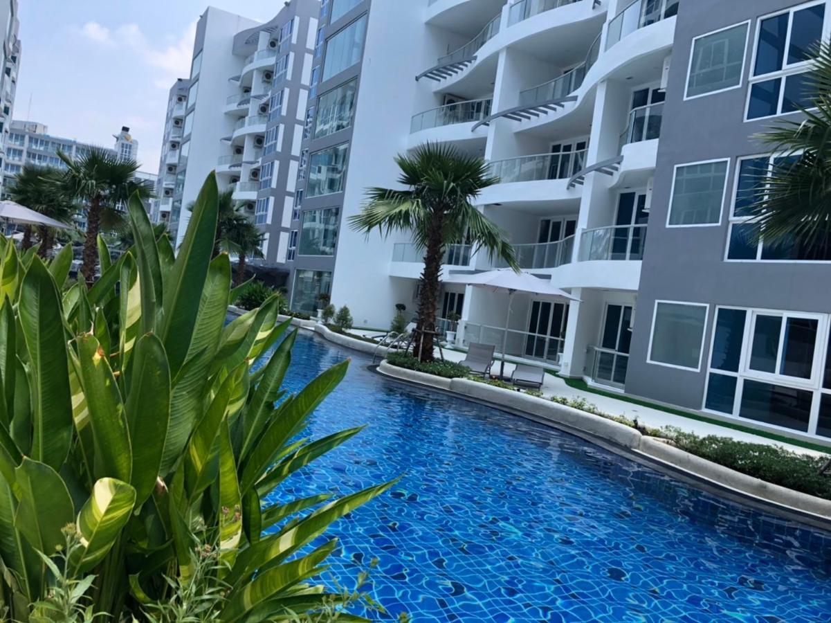 Luxury Business Suits In Grand Avenue By Pattaya City Estates エクステリア 写真